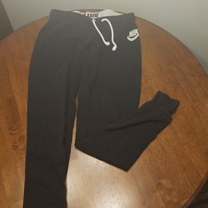Nike jogger sweat pants